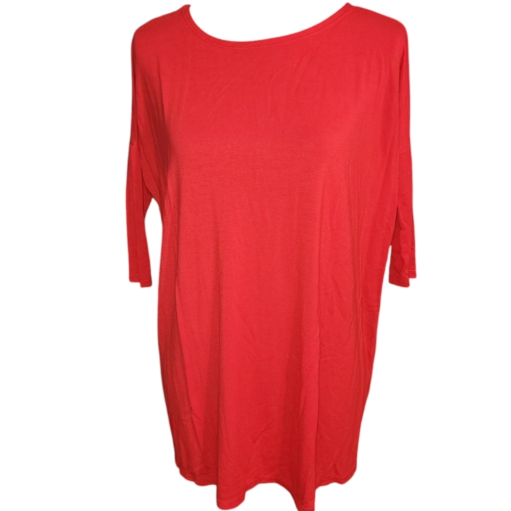 Caralase red top with dolman sleeves Size S